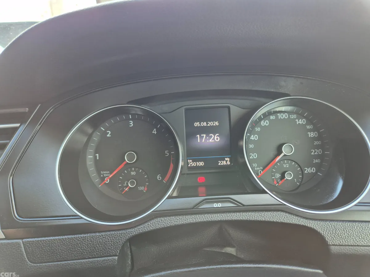 Volkswagen Passat Saloon, Diesel, 2018, Black