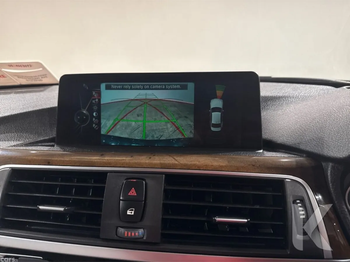 BMW 3-Series Saloon, Petrol Plug-in Hybrid, 2016, Black