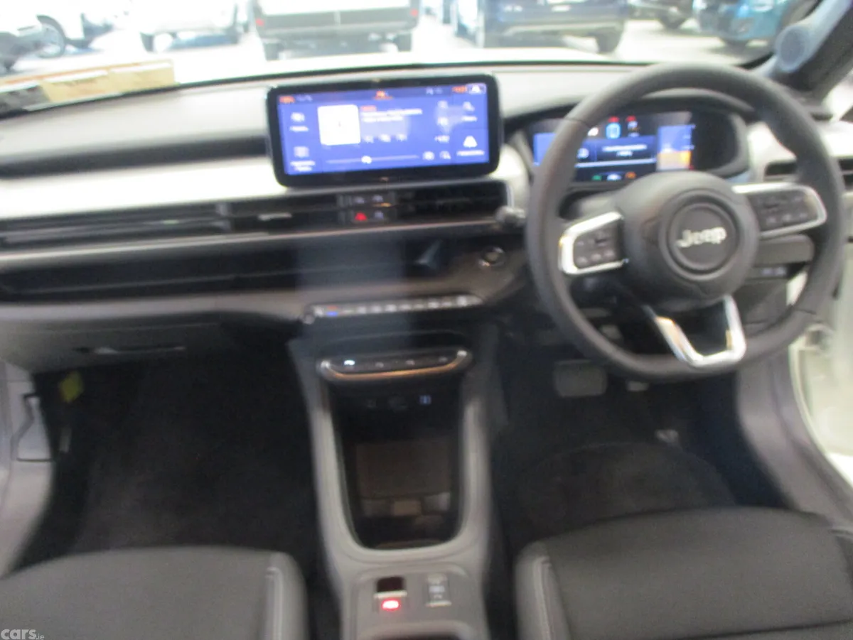 Jeep Avenger SUV, Petrol Hybrid, 2026, White