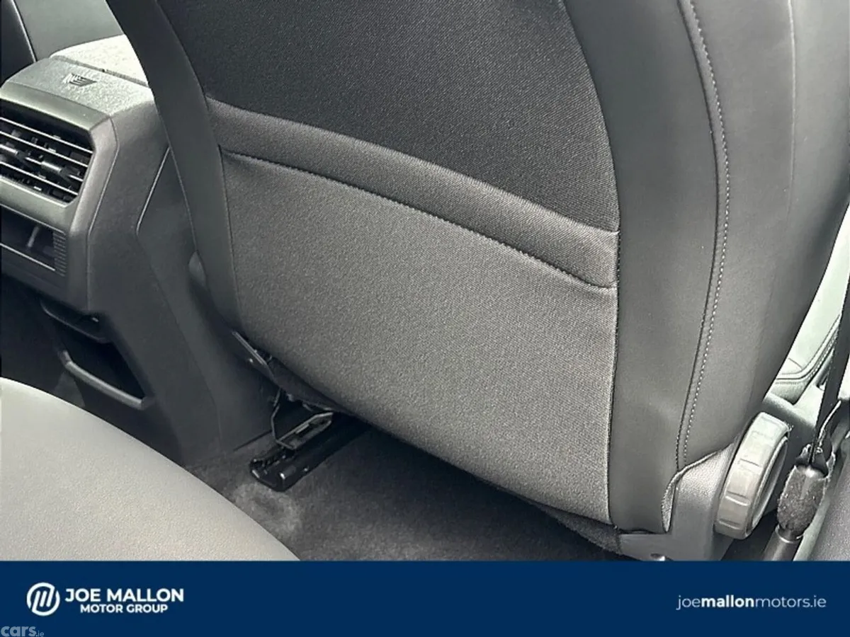 Peugeot 3008 MPV, Petrol, 2026, Black