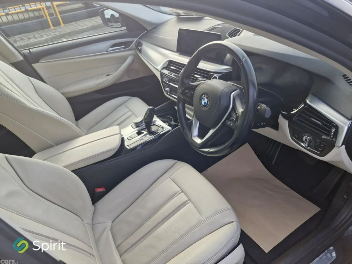 BMW 5-Series Saloon, Petrol Plug-in Hybrid, 2019, Grey