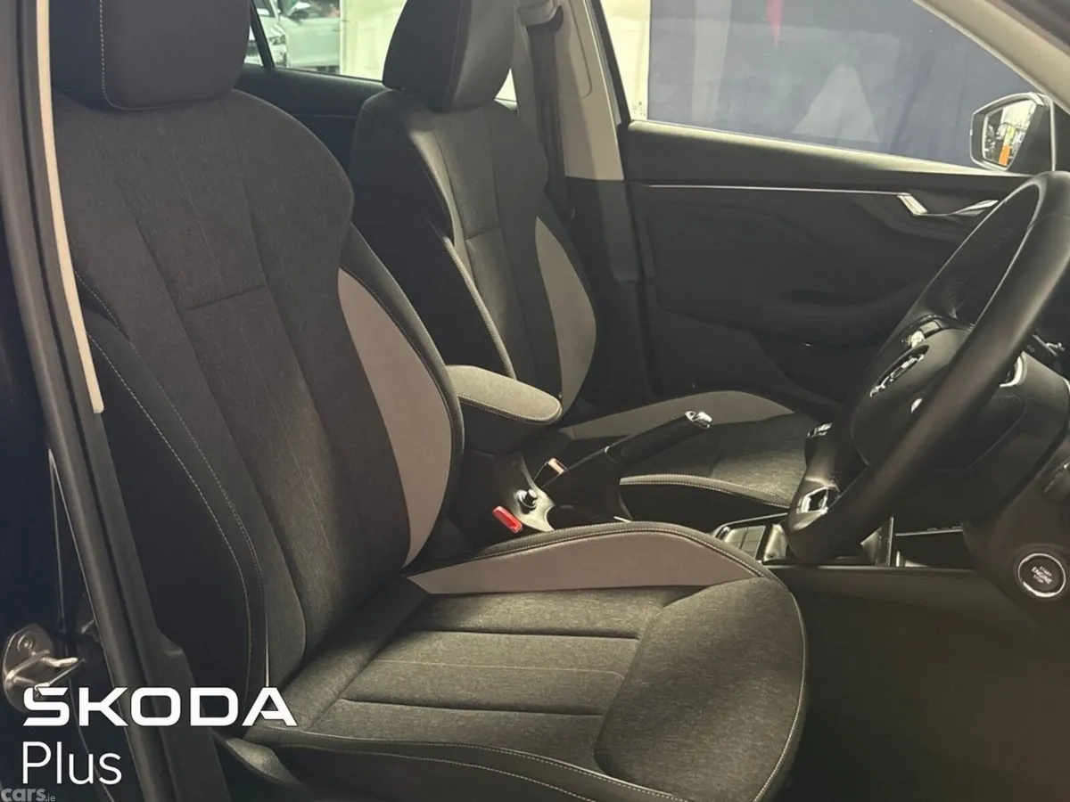 Skoda Kamiq SUV, Petrol, 2024, Black