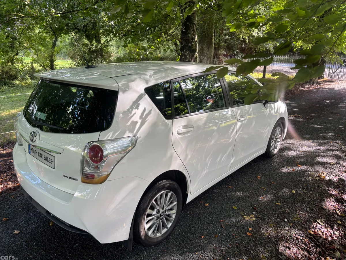 Toyota Verso MPV, Diesel, 2016, White