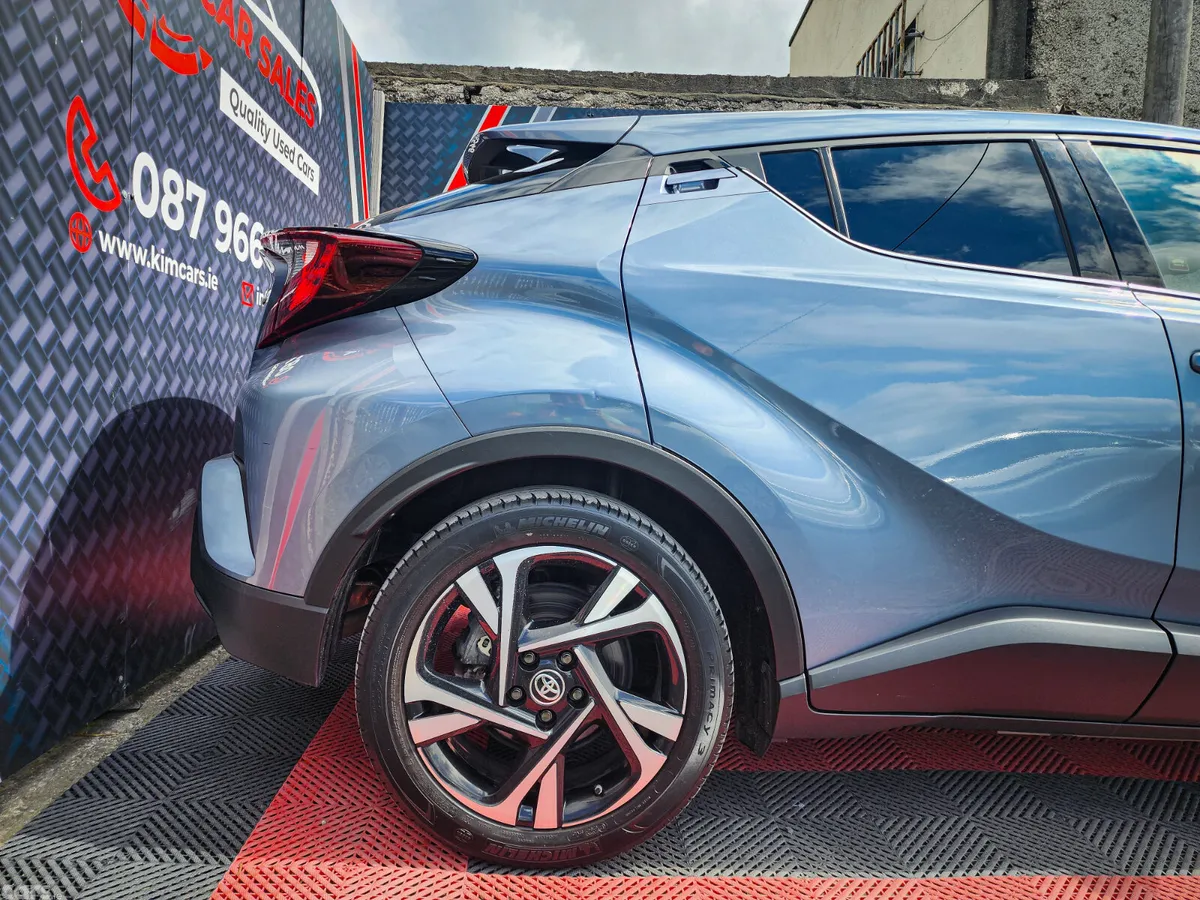 Toyota C-HR Hatchback, Petrol Hybrid, 2023, Grey