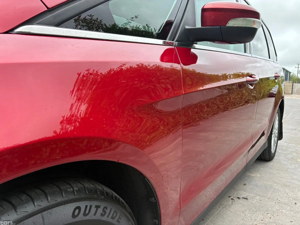 Ford Galaxy MPV, Diesel, 2019, Red