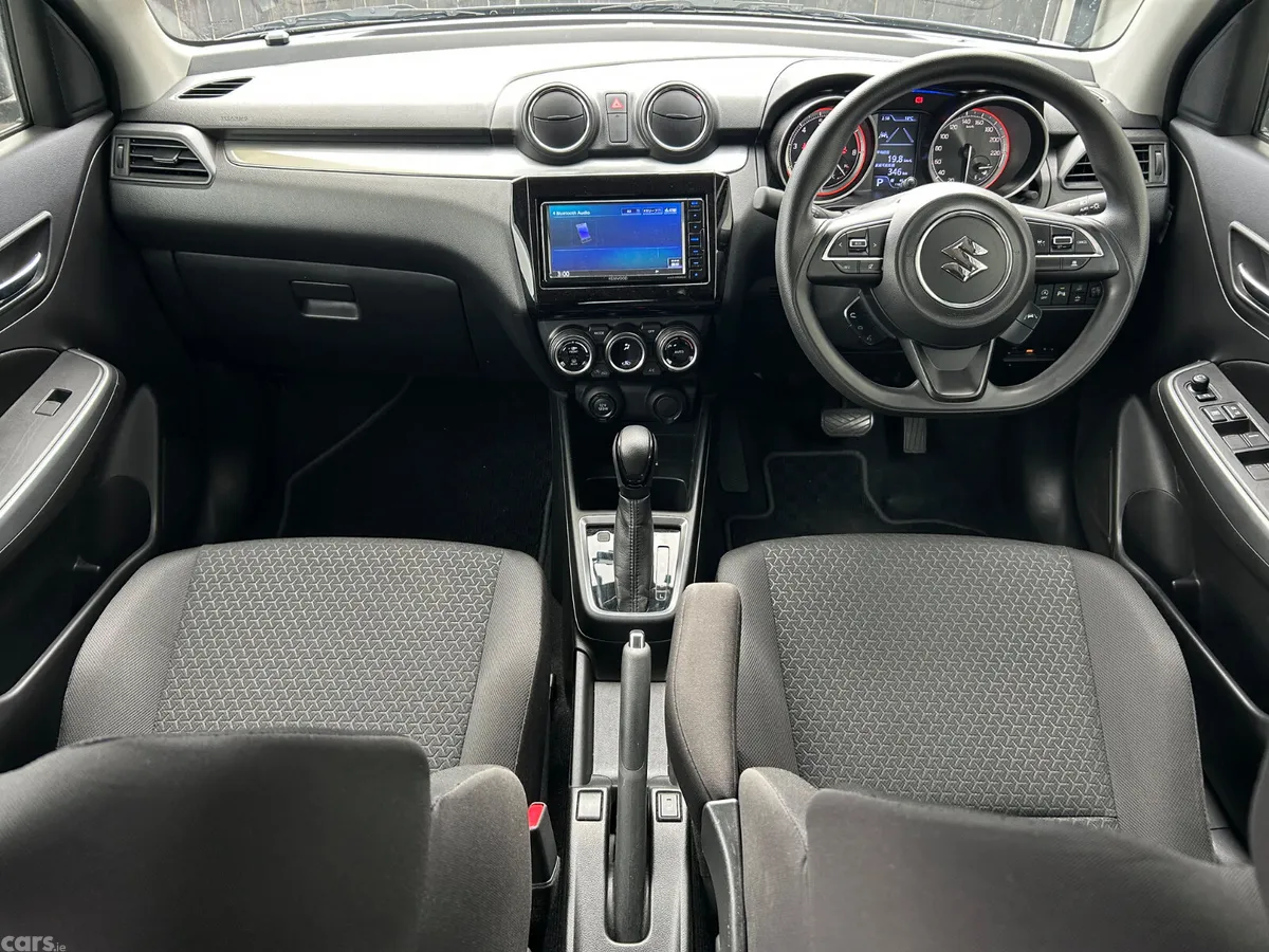 Suzuki Swift Hatchback, Petrol Hybrid, 2021, Silver