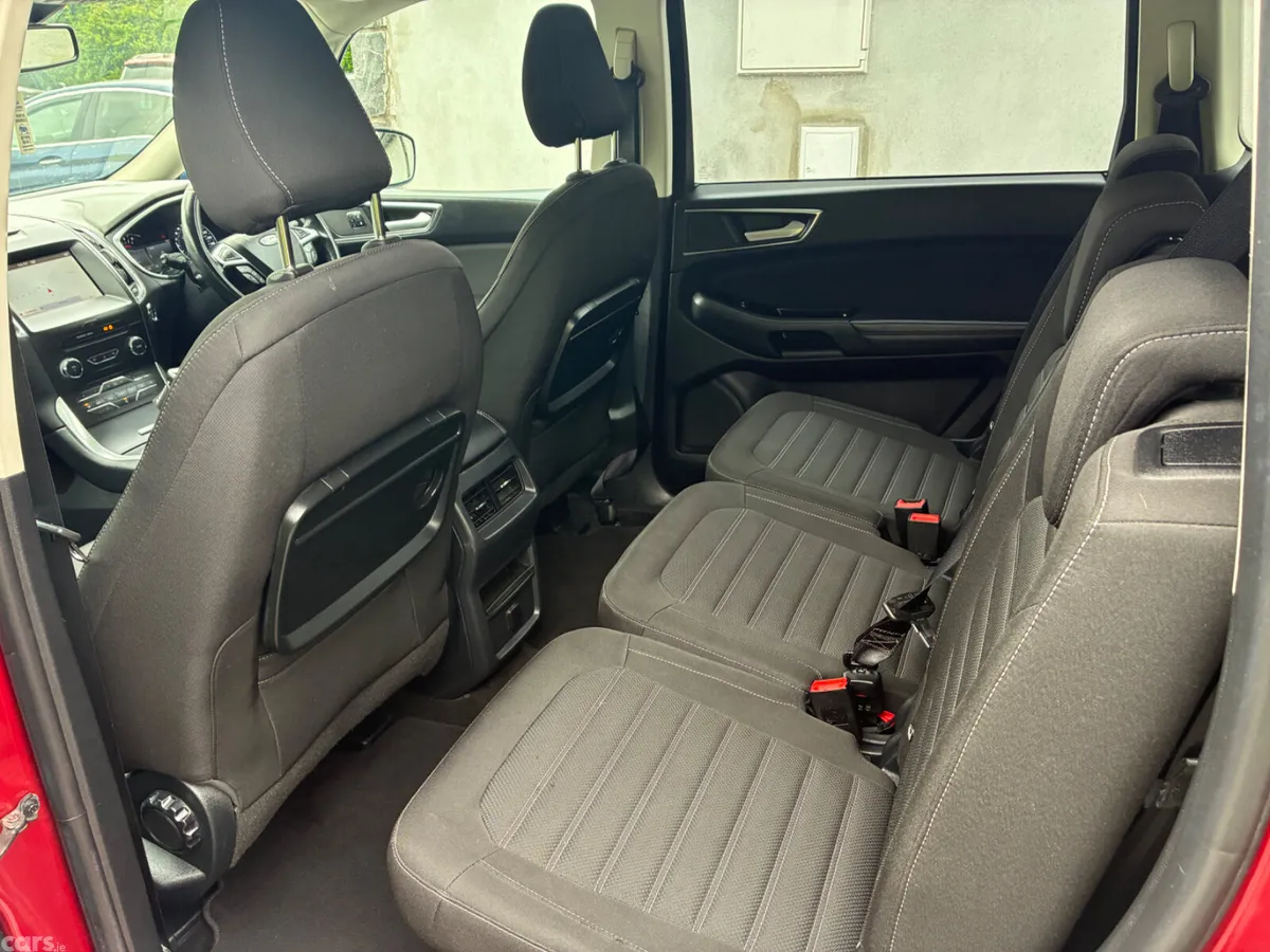 Ford Galaxy MPV, Diesel, 2019, Red