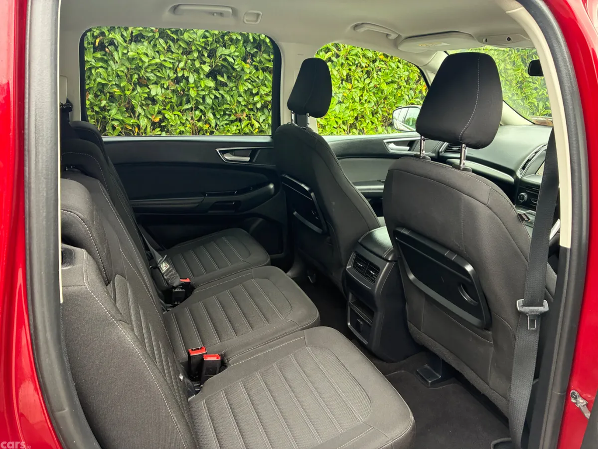 Ford Galaxy MPV, Diesel, 2019, Red