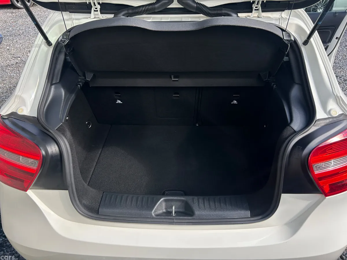 Mercedes-Benz A-Class Hatchback, Petrol, 2013, White