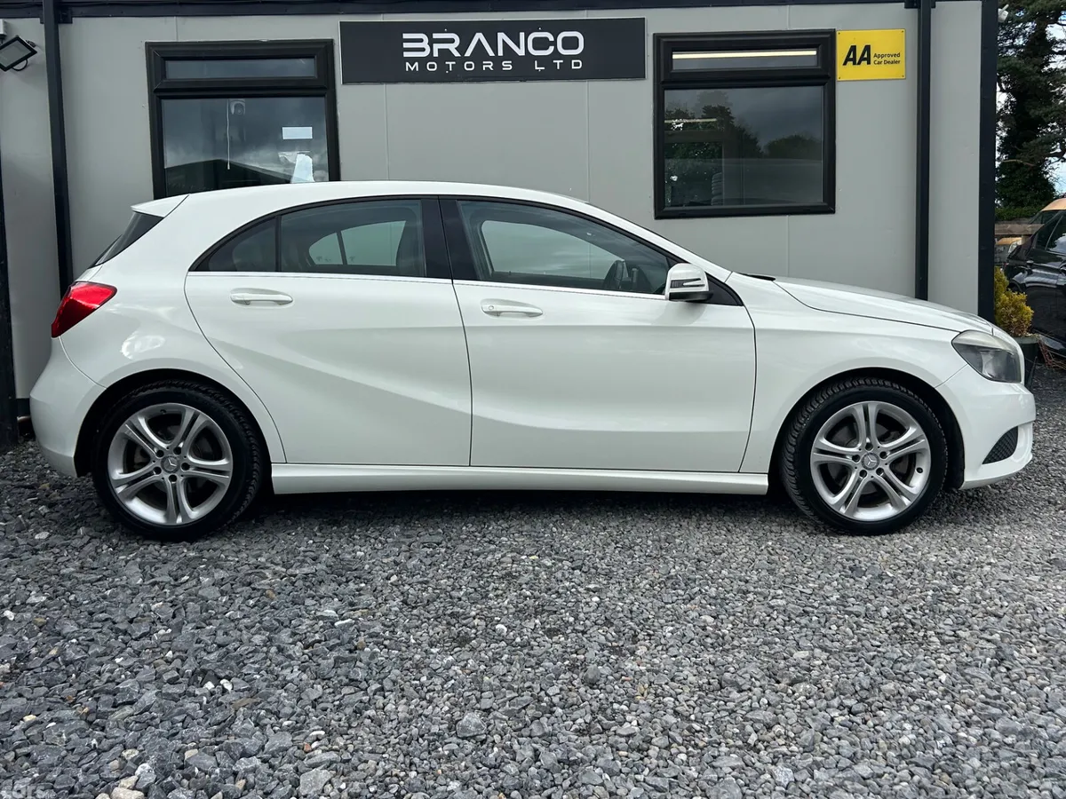 Mercedes-Benz A-Class Hatchback, Petrol, 2013, White