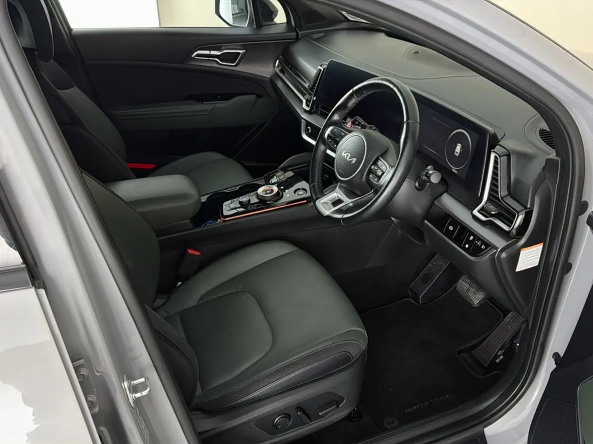 Kia Sportage SUV, Petrol Plug-in Hybrid, 2024, Grey