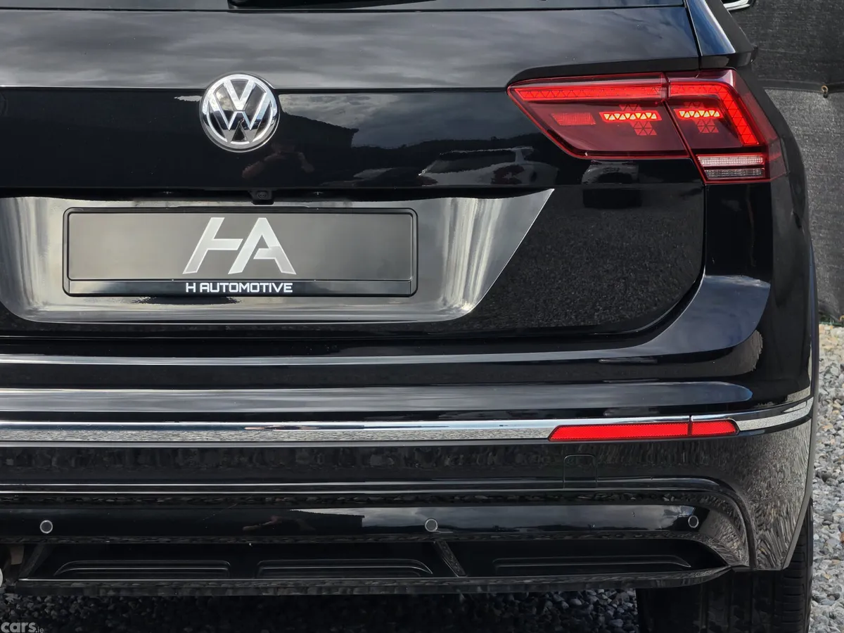 Volkswagen Tiguan SUV, Petrol, 2018, Black