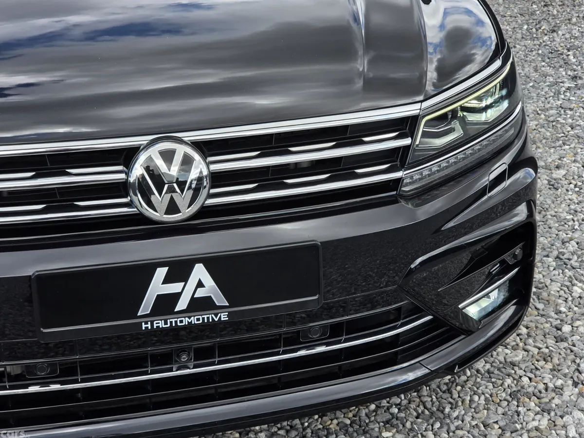 Volkswagen Tiguan SUV, Petrol, 2018, Black