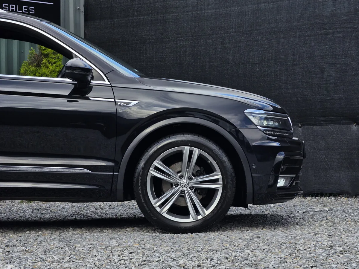 Volkswagen Tiguan SUV, Petrol, 2018, Black