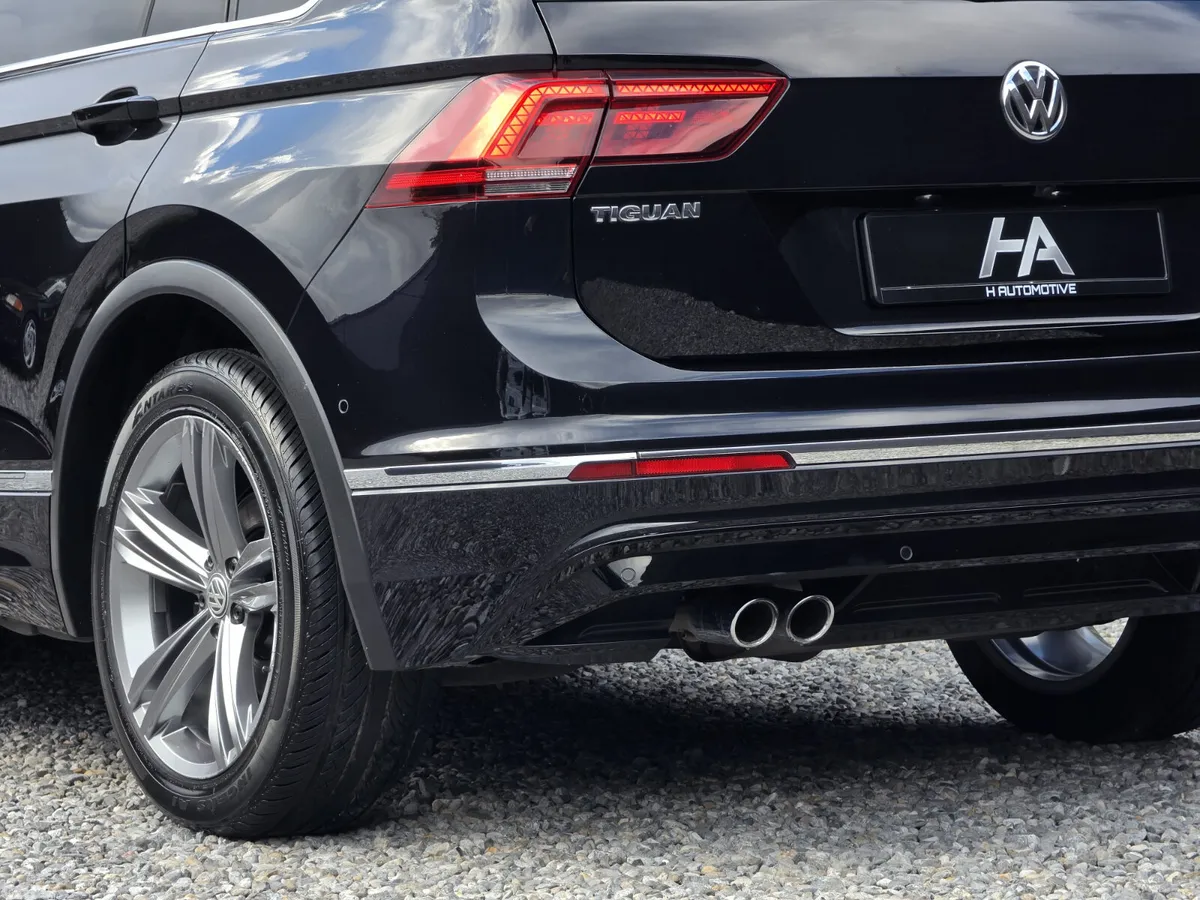 Volkswagen Tiguan SUV, Petrol, 2018, Black