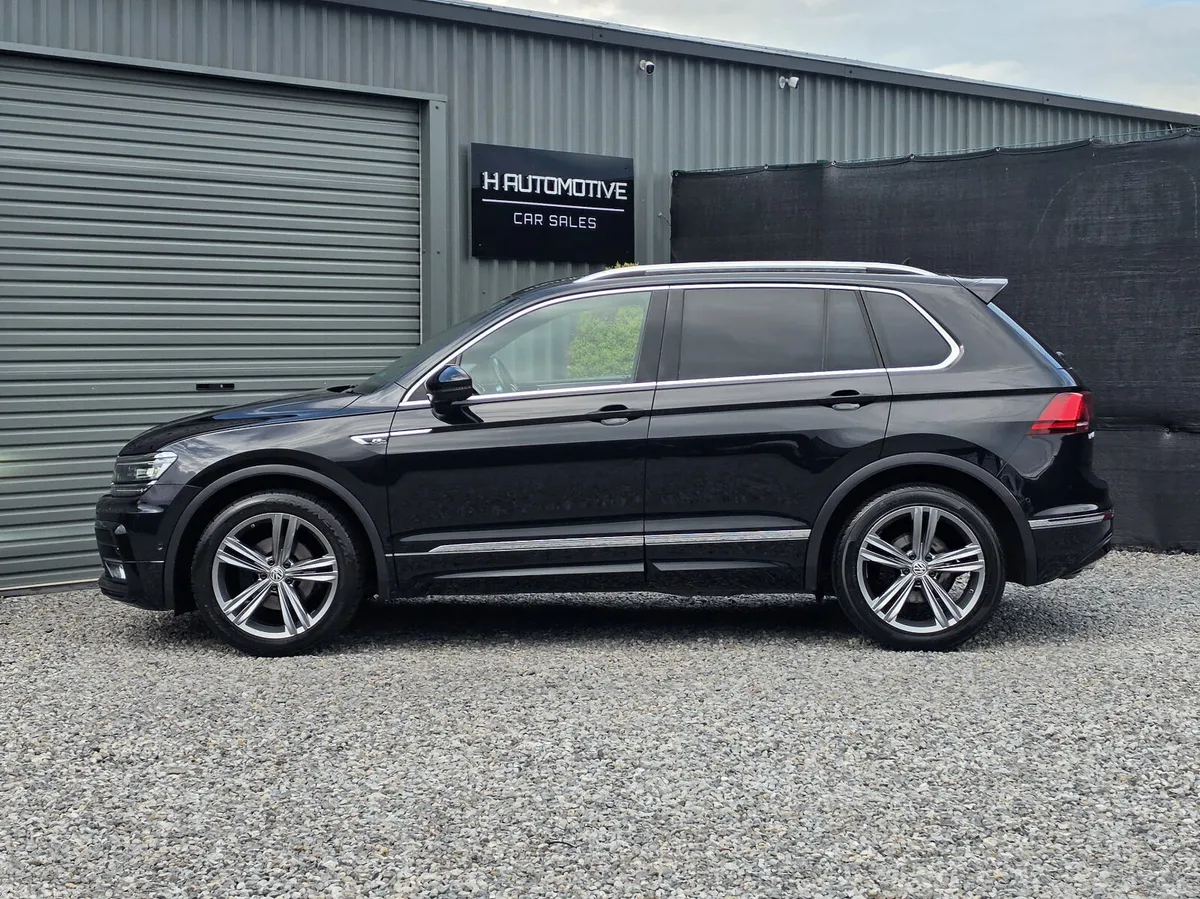 Volkswagen Tiguan SUV, Petrol, 2018, Black