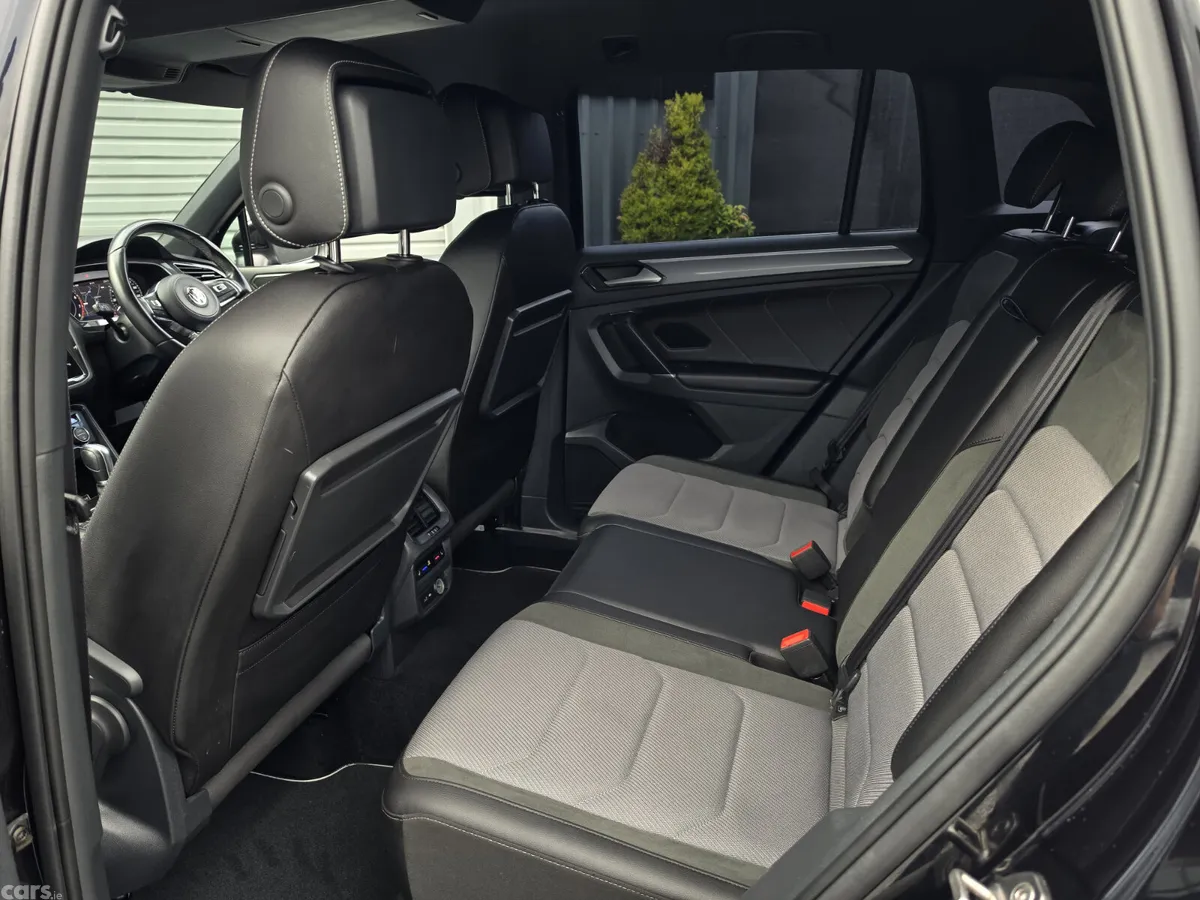 Volkswagen Tiguan SUV, Petrol, 2018, Black