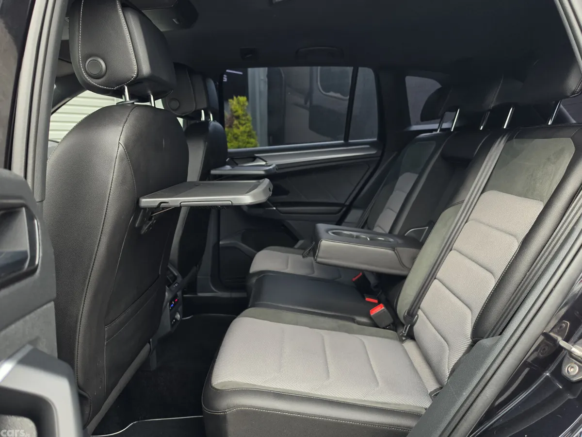 Volkswagen Tiguan SUV, Petrol, 2018, Black