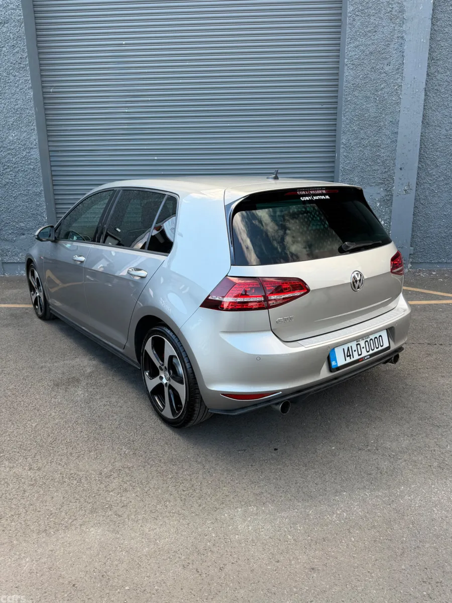 Volkswagen Golf Hatchback, Petrol, 2014, Grey