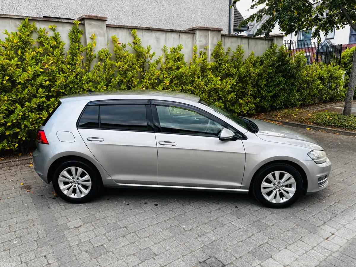 Volkswagen Golf Hatchback, Petrol, 2015, Silver