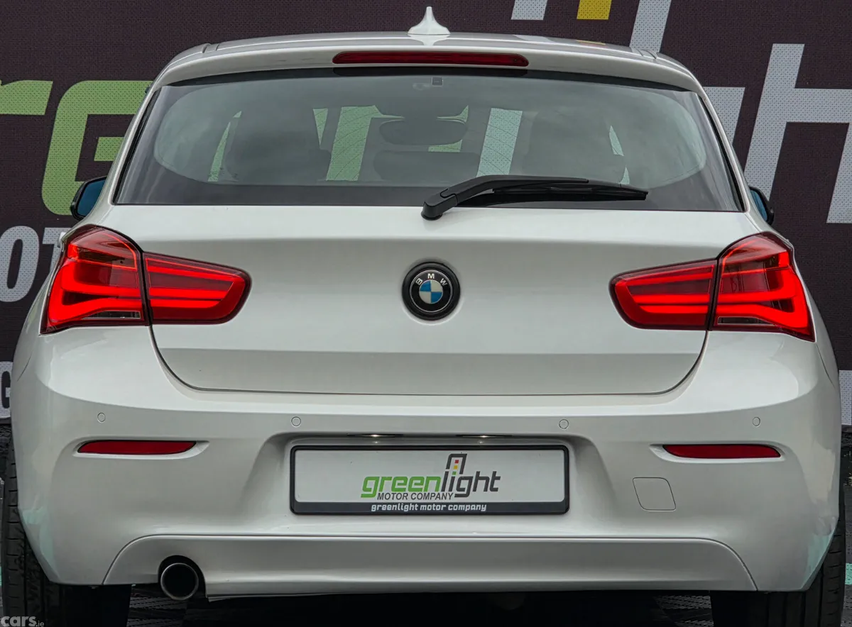 BMW 1-Series Hatchback, Diesel, 2016, White