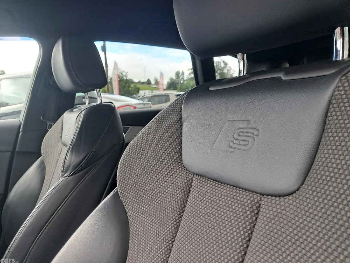 Audi Other Estate, Diesel, 2016, Grey