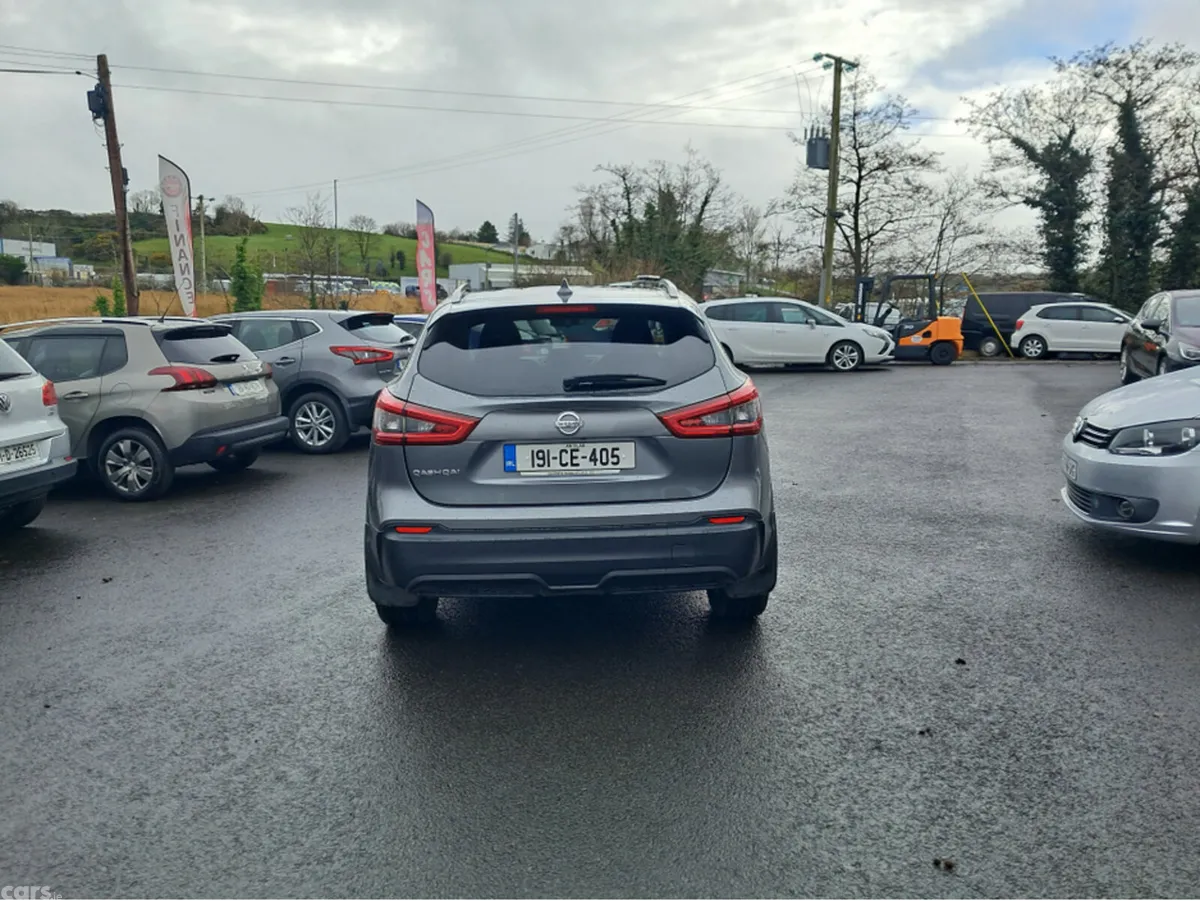 Nissan Qashqai MPV, Diesel, 2019, Grey