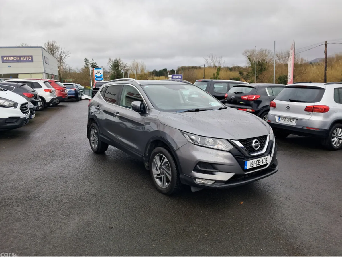 Nissan Qashqai MPV, Diesel, 2019, Grey