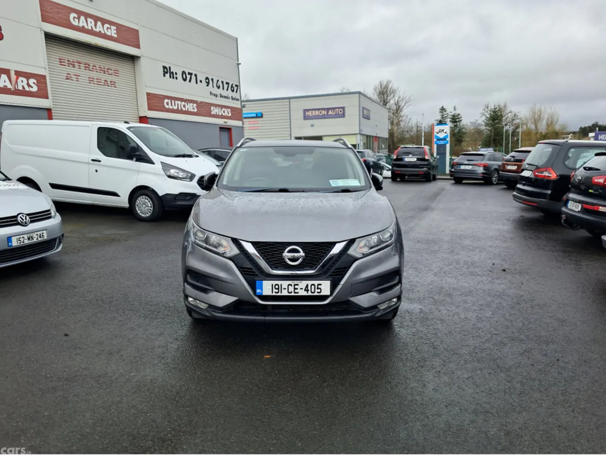 Nissan Qashqai MPV, Diesel, 2019, Grey