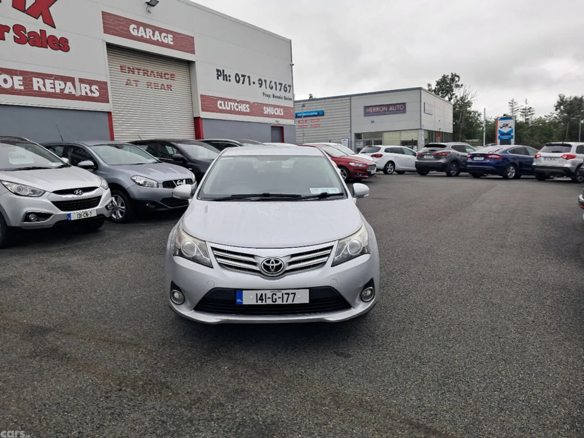 Toyota Avensis Saloon, Diesel, 2014, Silver