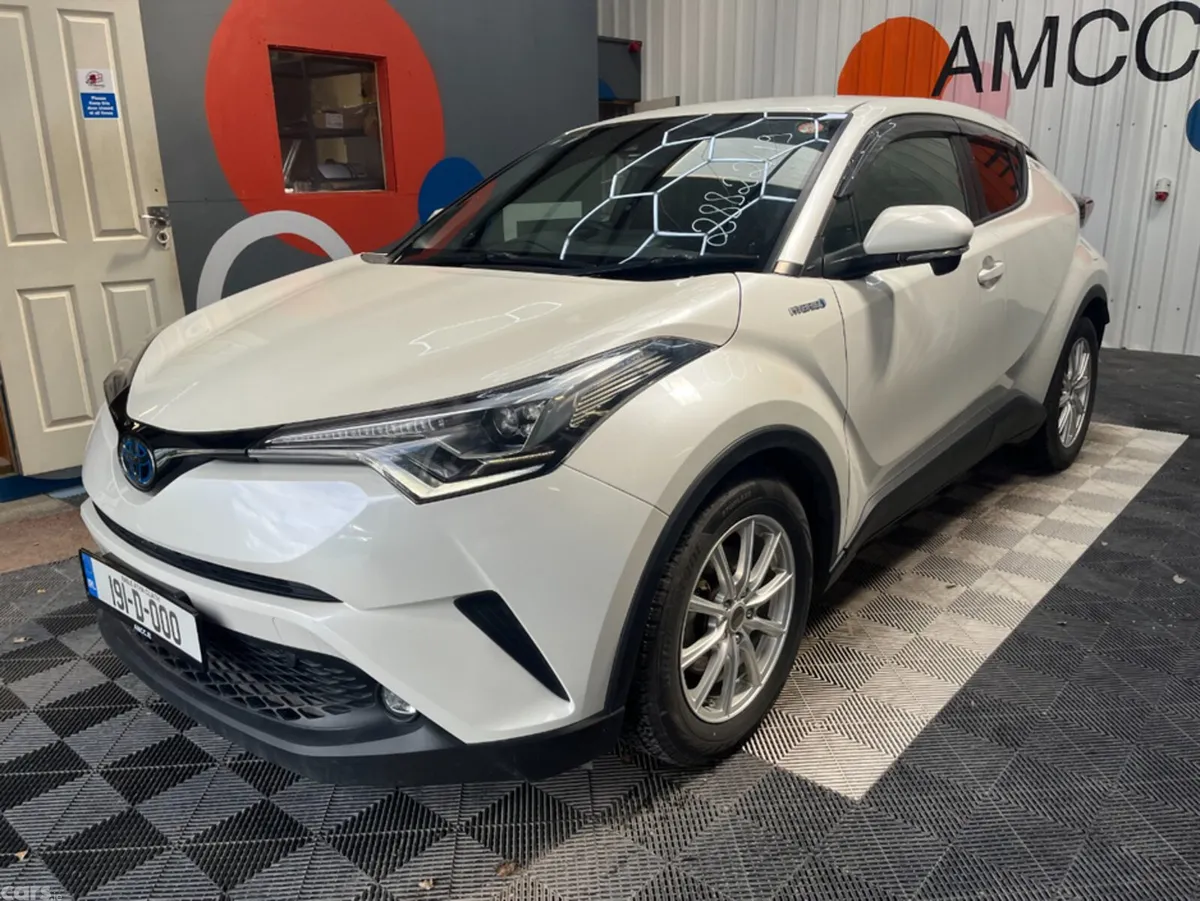 Toyota C-HR SUV, Petrol, 2019, White