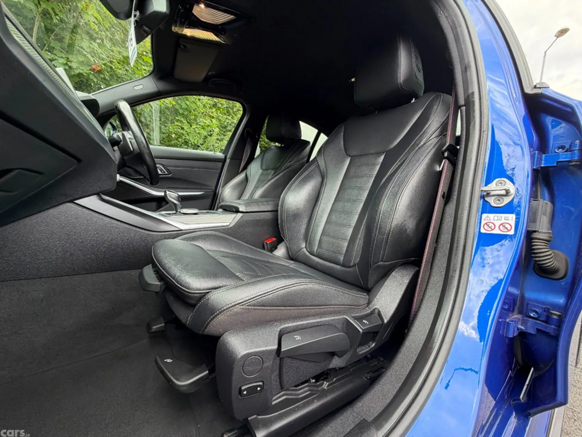 BMW 3-Series Saloon, Petrol Plug-in Hybrid, 2020, Blue