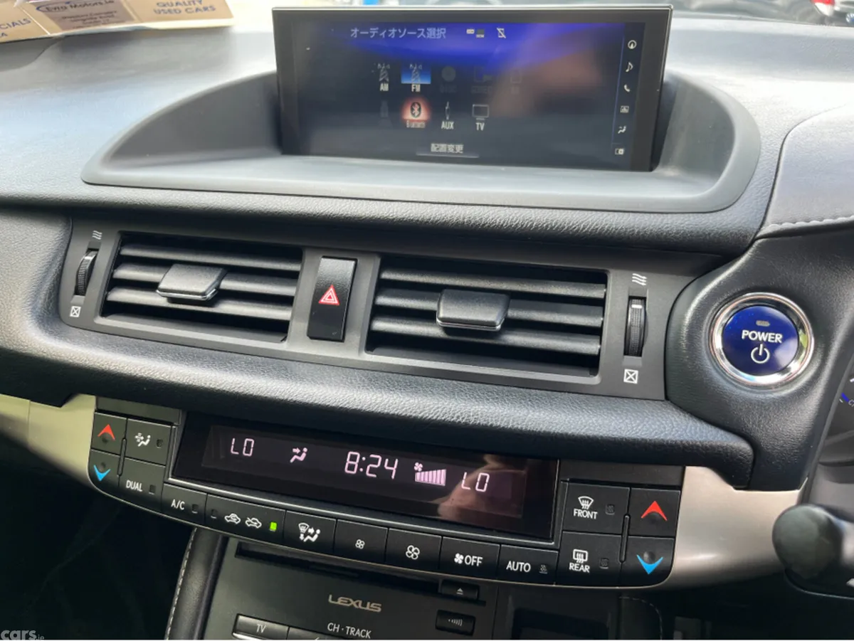 Lexus CT Hatchback, Petrol Hybrid, 2017, White