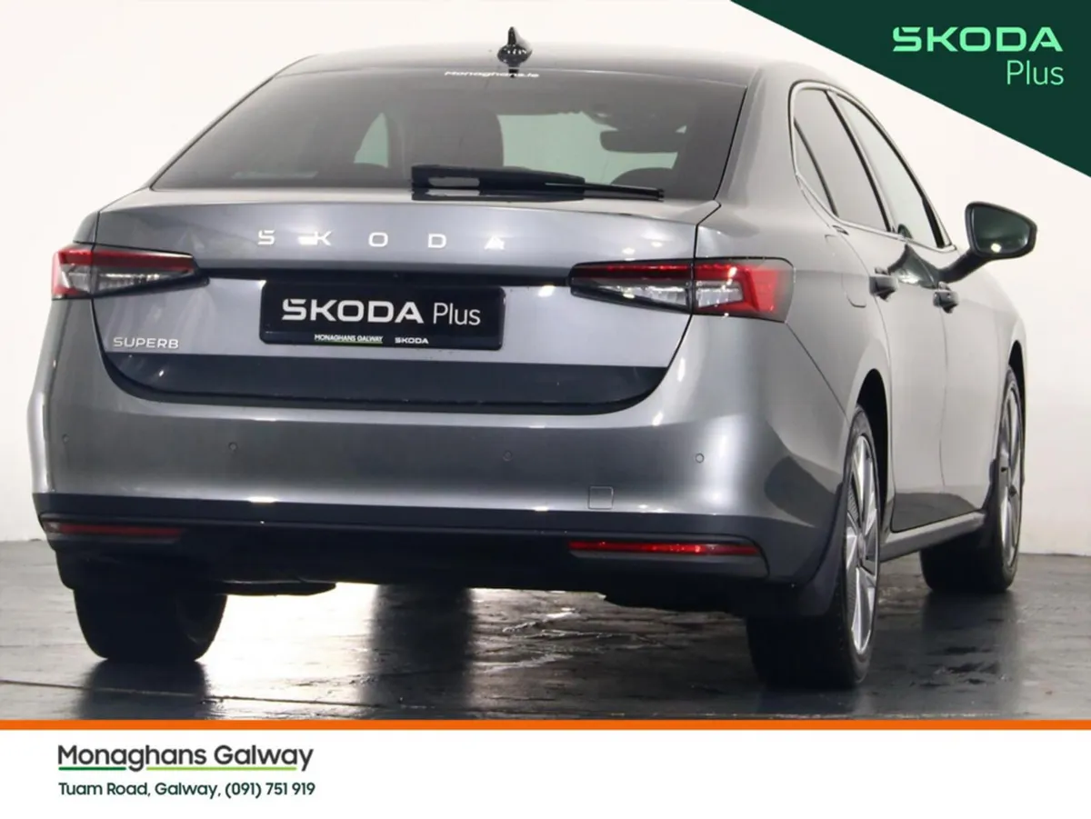 Skoda Superb Hatchback, Diesel, 2025, Grey