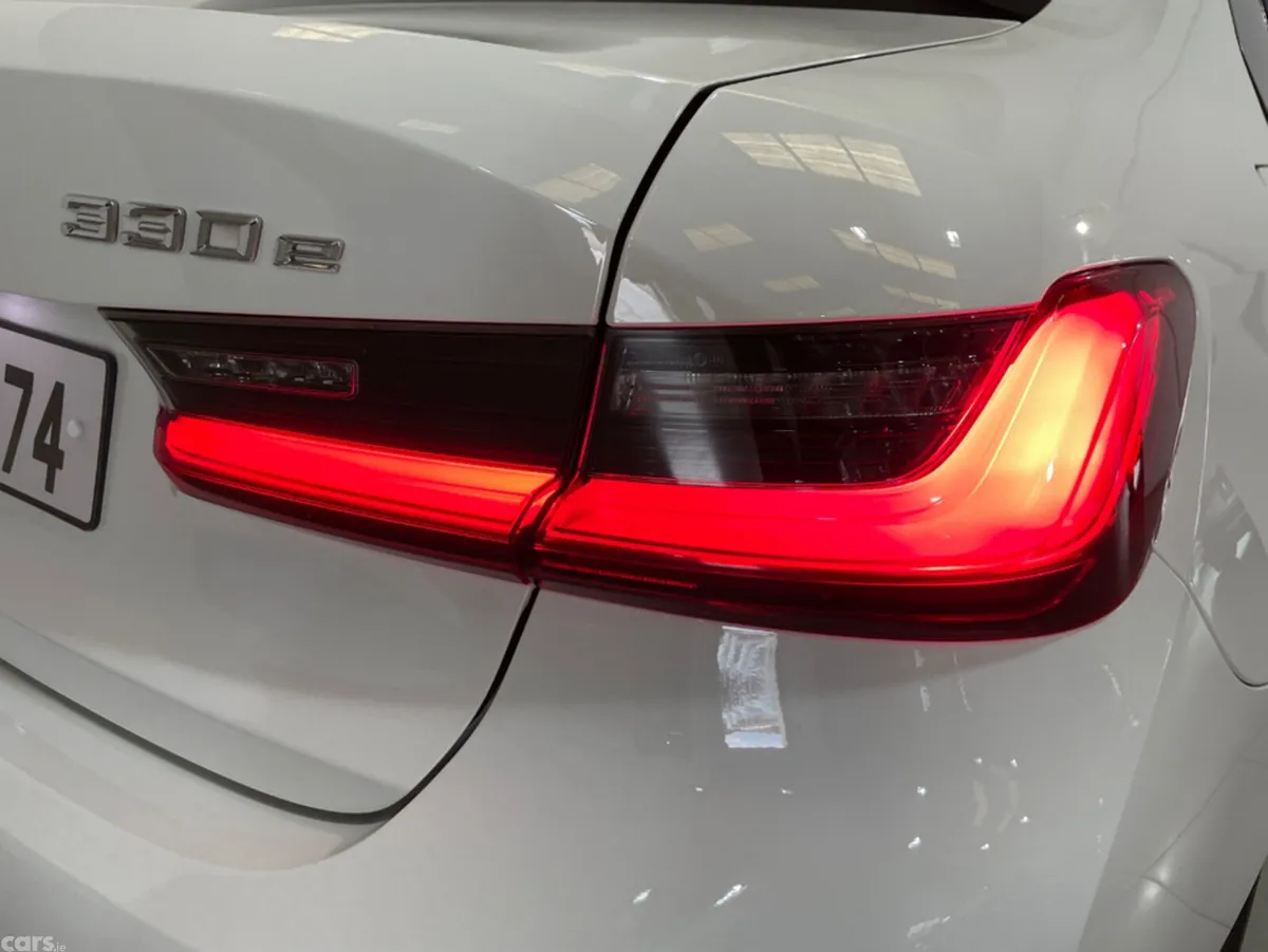 BMW 3-Series Saloon, Petrol Plug-in Hybrid, 2021, White