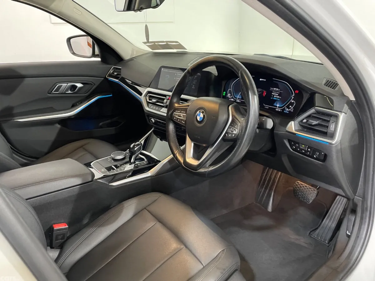 BMW 3-Series Saloon, Petrol Plug-in Hybrid, 2021, White