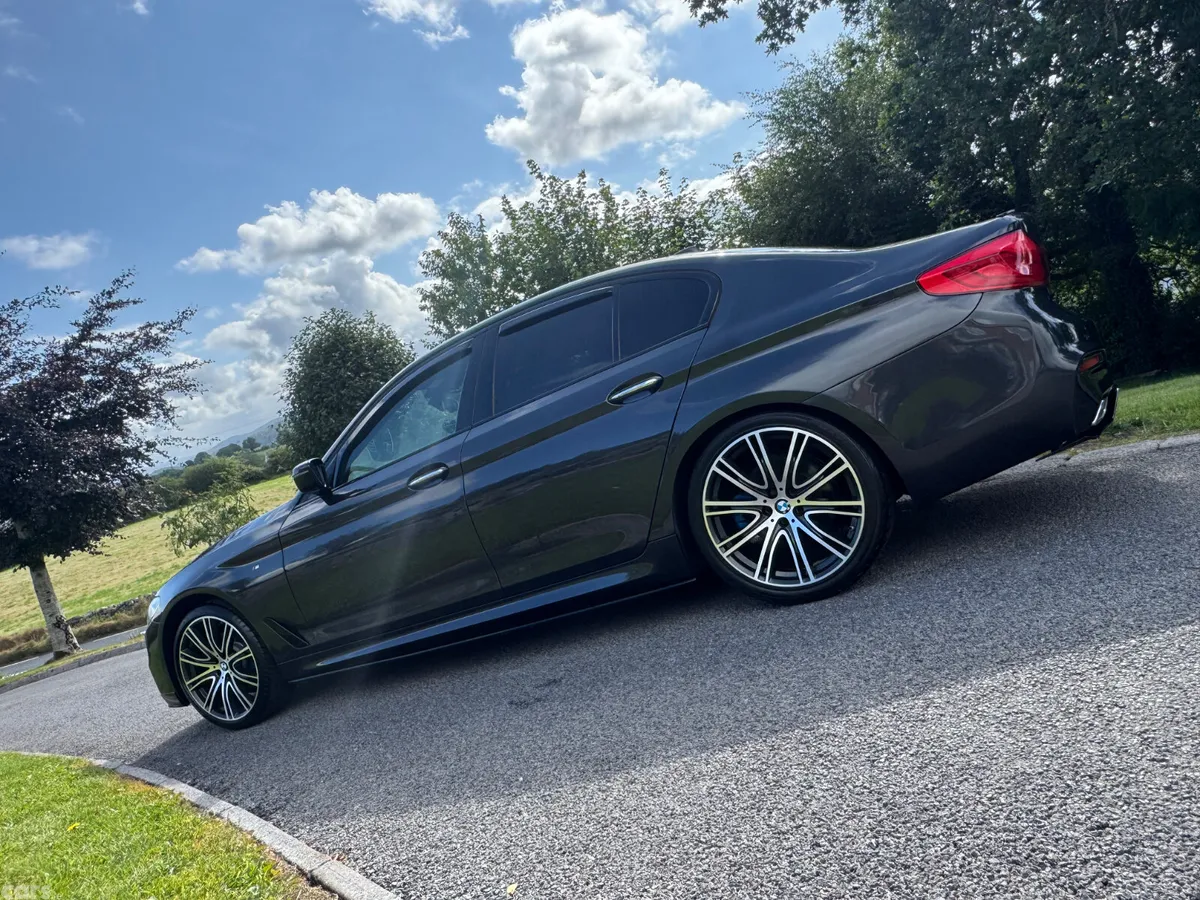 BMW 5-Series Saloon, Diesel, 2018, Grey