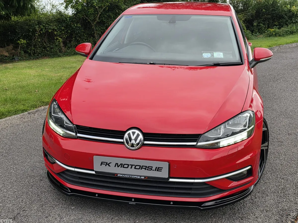 Volkswagen Golf Estate, Diesel, 2019, Red