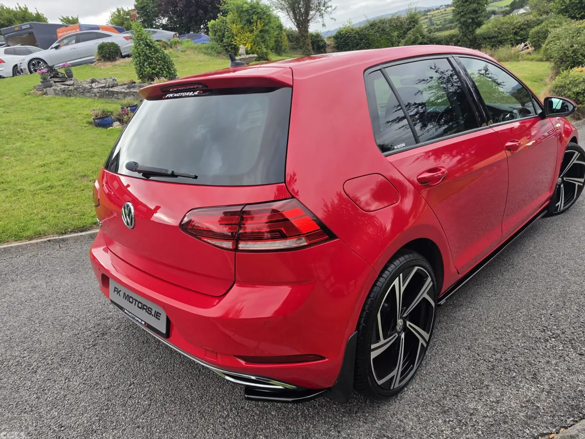 Volkswagen Golf Estate, Diesel, 2019, Red