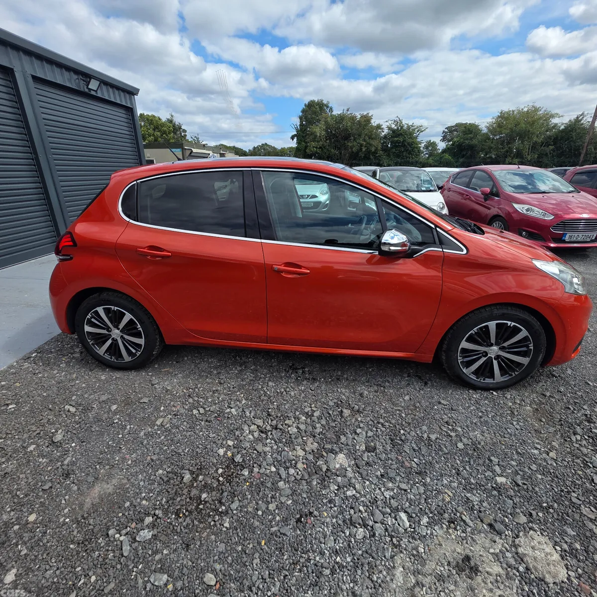 Peugeot 208 Hatchback, Petrol, 2017, Orange