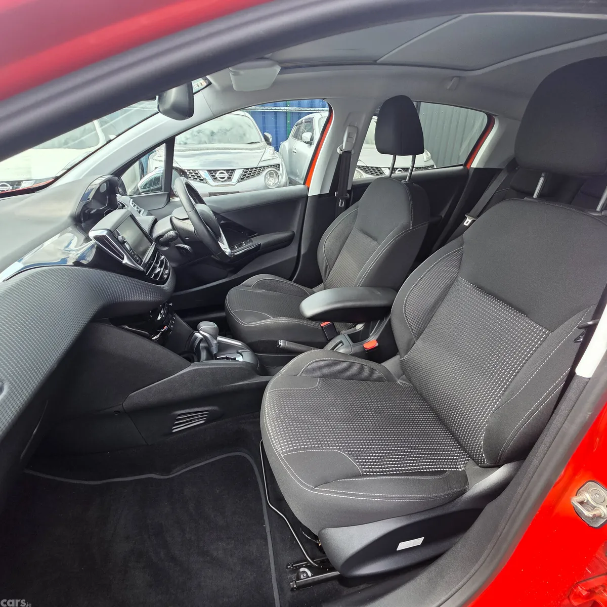 Peugeot 208 Hatchback, Petrol, 2017, Orange