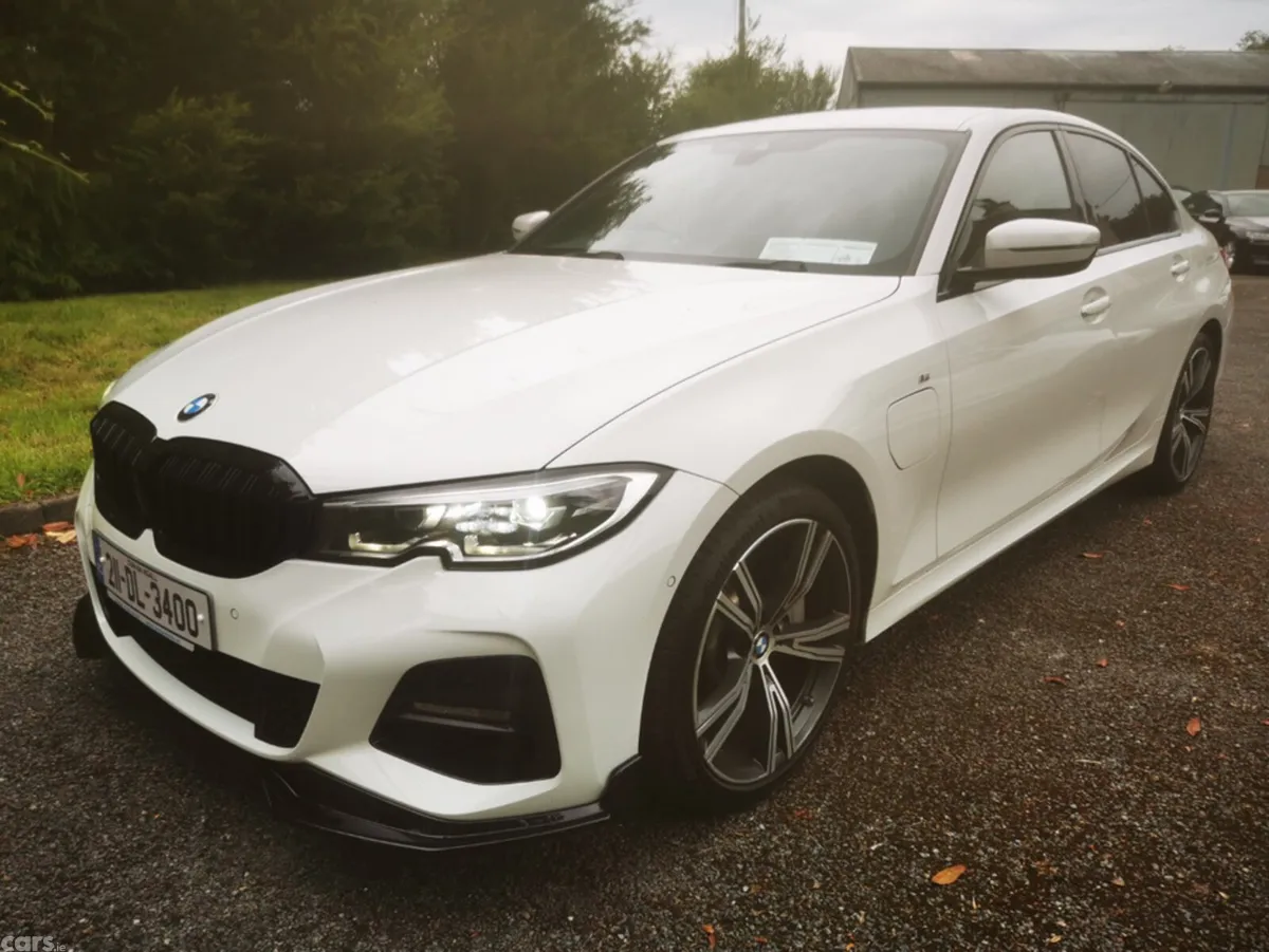 BMW 3-Series Saloon, Petrol Plug-in Hybrid, 2021, White