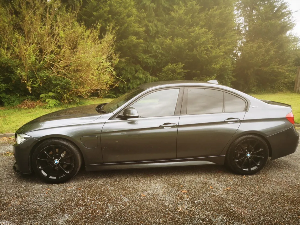 BMW 3-Series Saloon, Petrol Plug-in Hybrid, 2016, Grey
