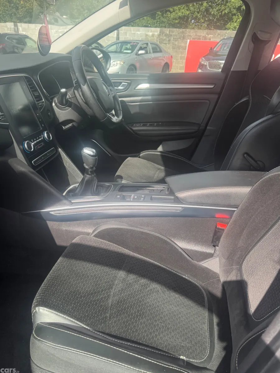 Renault Megane Saloon, Diesel, 2019, Black