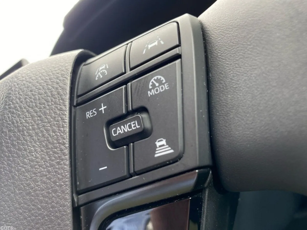 Toyota C-HR SUV, Petrol Hybrid, 2026, Blue