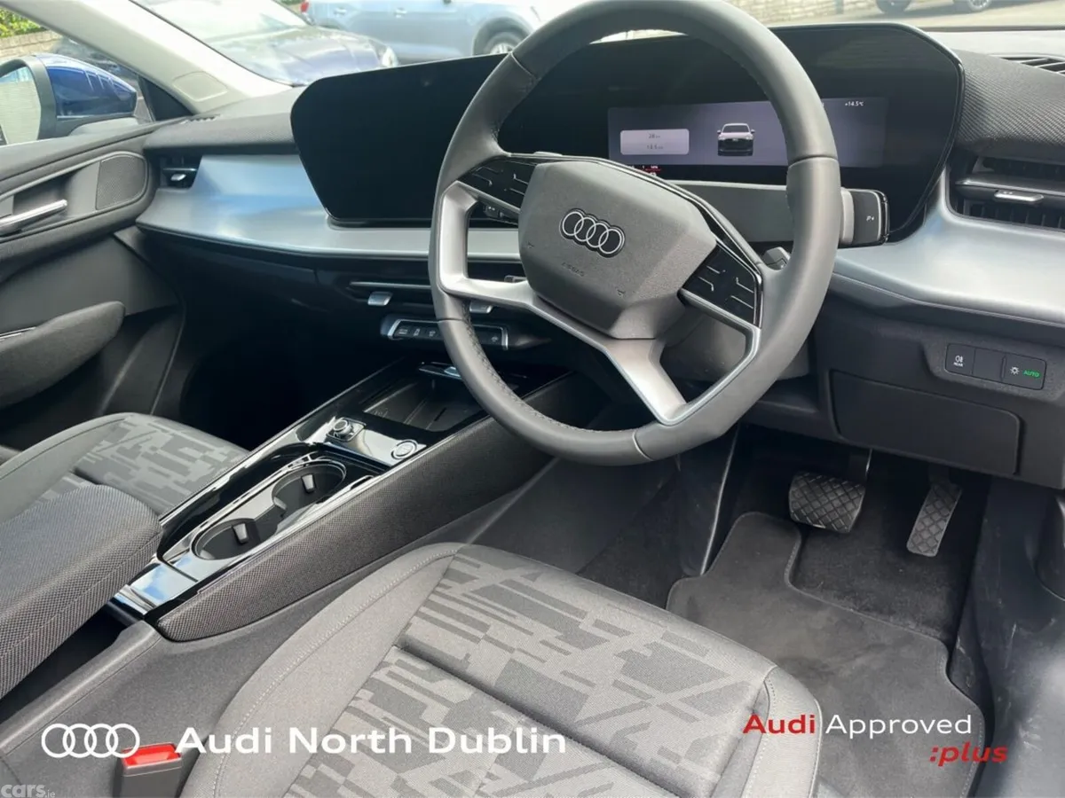 Audi Q3 Coupe, Petrol Plug-in Hybrid, 2026, Blue