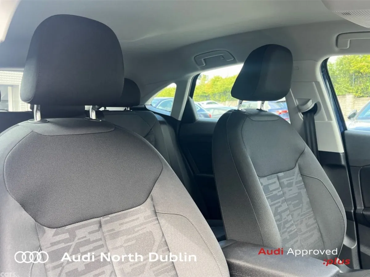 Audi Q3 Coupe, Petrol Plug-in Hybrid, 2026, Blue