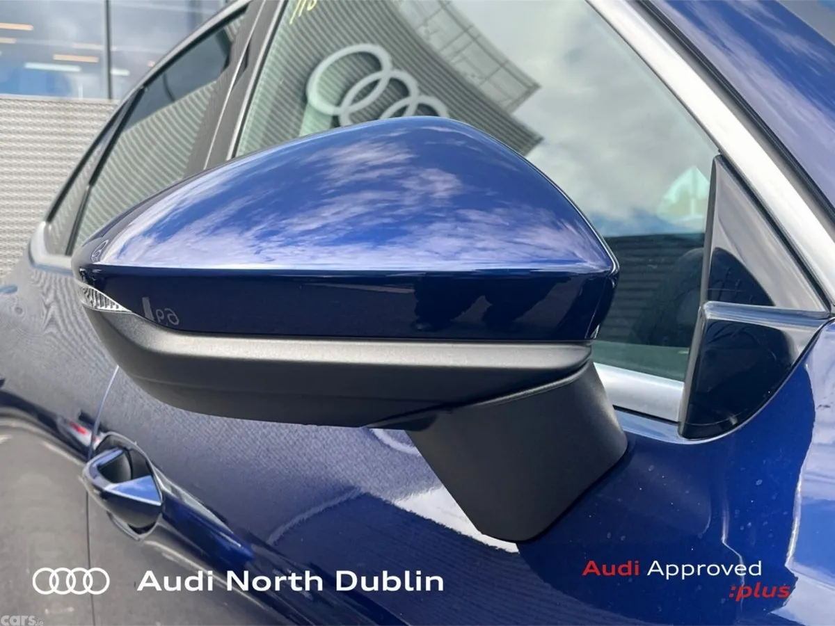 Audi Q3 Coupe, Petrol Plug-in Hybrid, 2026, Blue