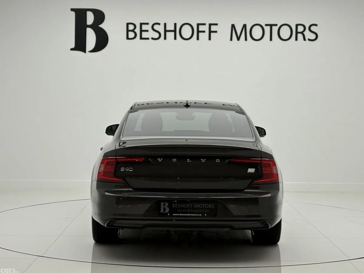 Volvo S90 Saloon, Petrol Plug-in Hybrid, 2022, Grey