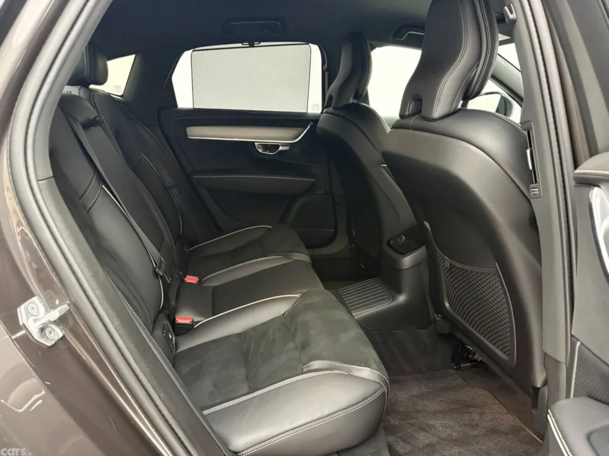 Volvo S90 Saloon, Petrol Plug-in Hybrid, 2022, Grey